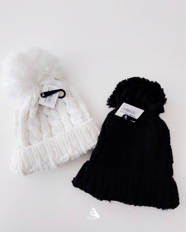 Producto - GORRO POMPÓN ADULTO