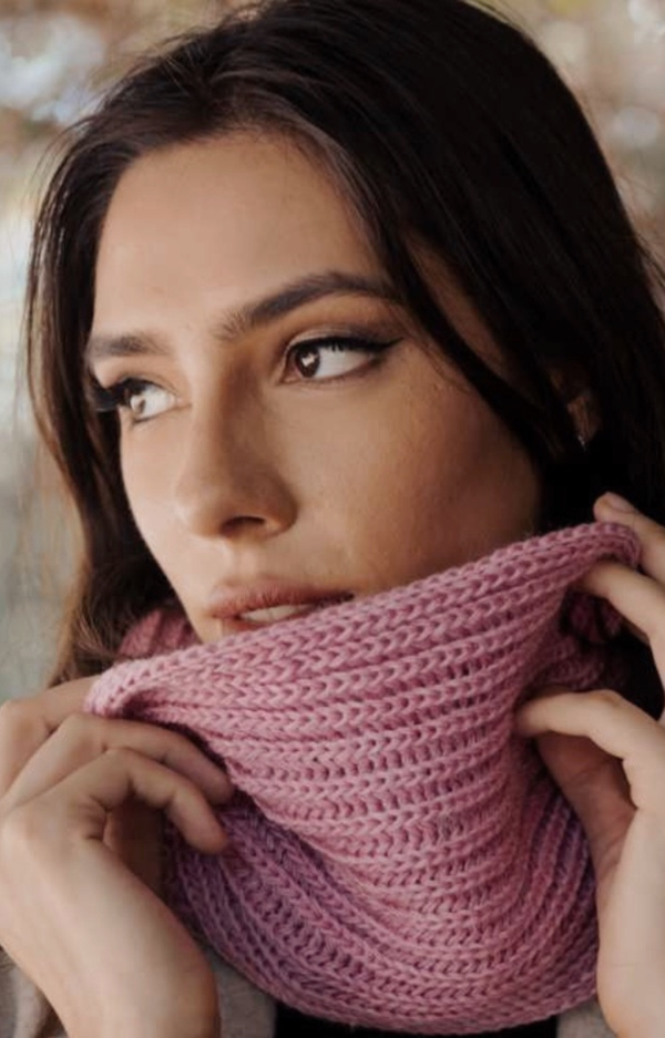 Producto - Cuellito infinito rosa candy