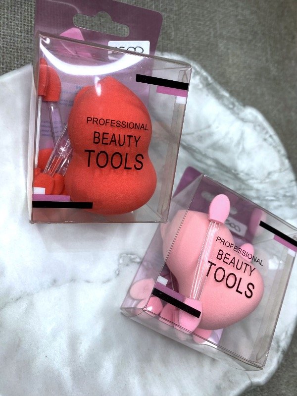 Producto - Set de beauty blender y brochitas