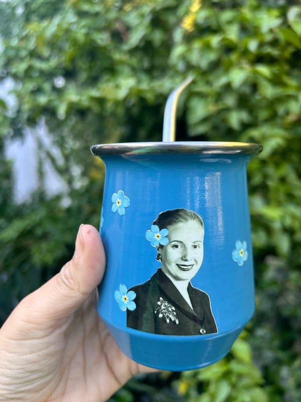Producto - Mate térmico Evita Flores Clum