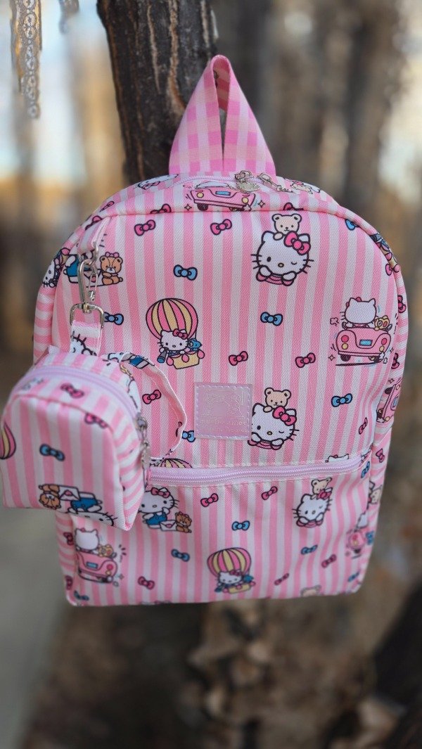 Producto - Mochila ABRIL + mini mochi