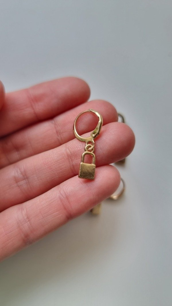 Producto - Dije DORADO 3