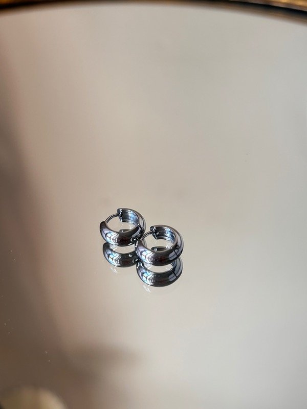 Producto - Aros Amelí 1cm waterproof