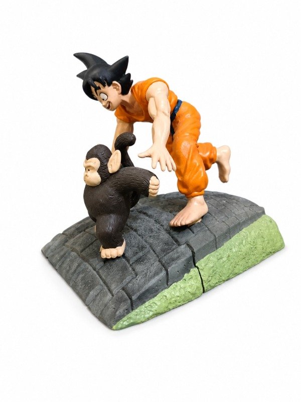 Producto - Goku y el monito Megahouse - 1