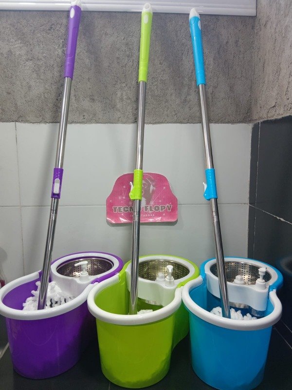 Producto - Balde con mopa EXTENSOR COLORES
