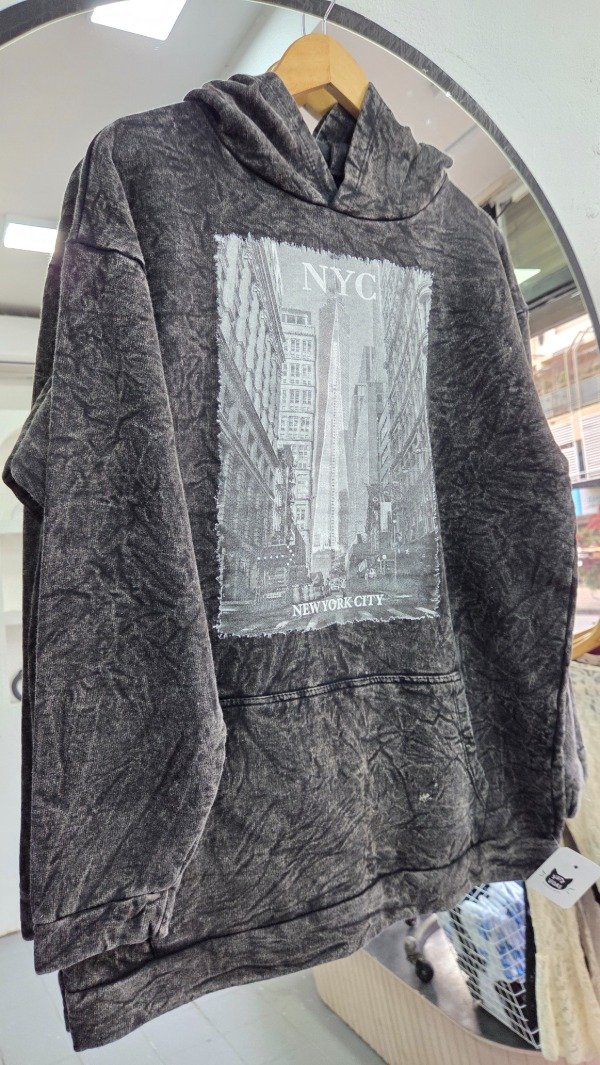 Producto - Buzos over wash estampados - 11