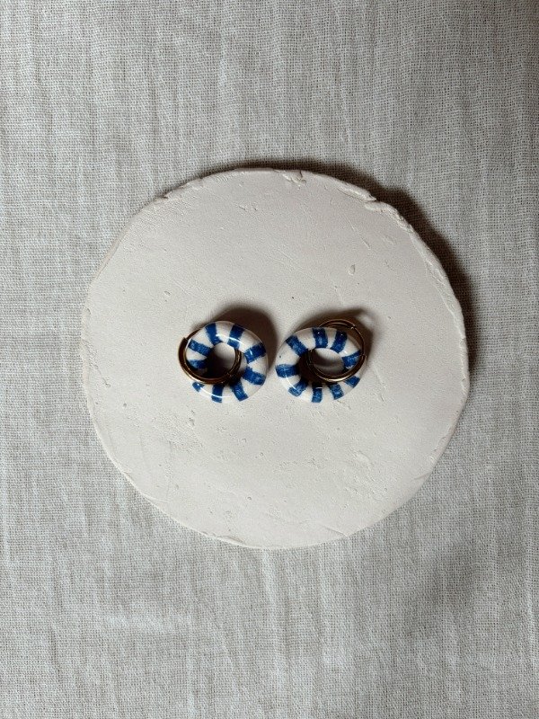 Producto - DONA RAYADA AZUL MARINO