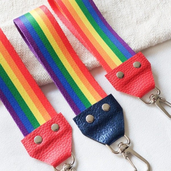 Producto - Llavero Angie Arcoiris