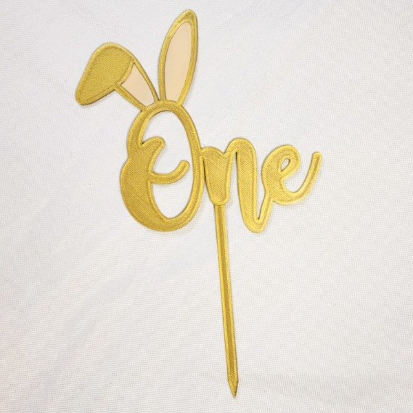 Producto - Cake topper impresion 3D ONE dorado con orejas de conejo