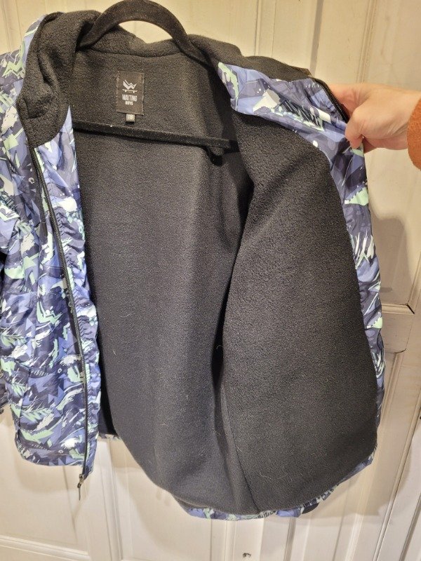 Producto - Campera WAITING con polar interno Talle 18 años - PRECIO: 100X - 3