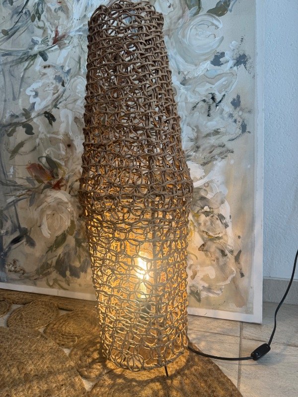 Producto - Lámpara de pie línea Jacinta