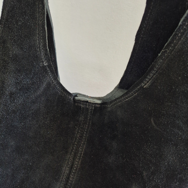 Producto - Isabella Gamuzon Negro