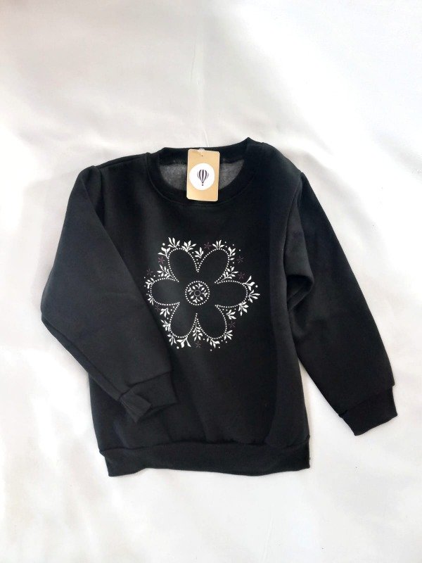 Producto - BUZO FLOR ( talle 6)