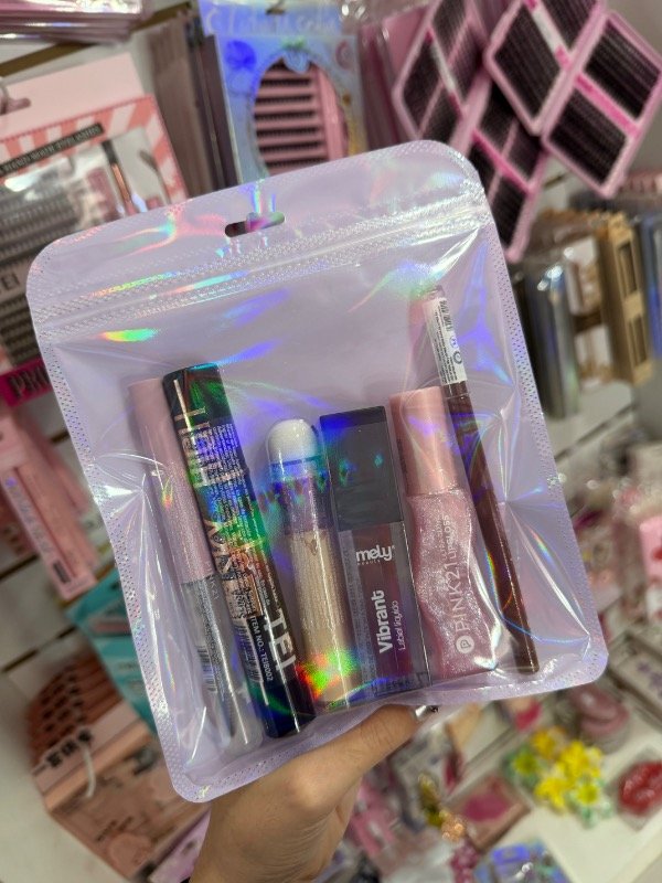 Producto - Kit básico maquillaje