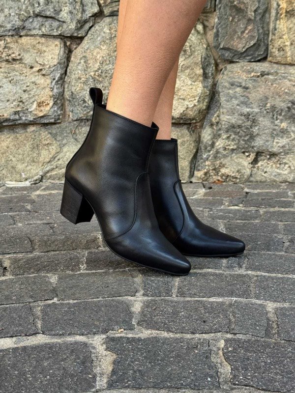 Producto - Botas Cuero Rouse Negro