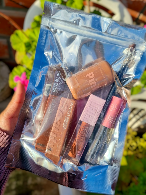 Producto - Combo de maquillaje "coffe"
