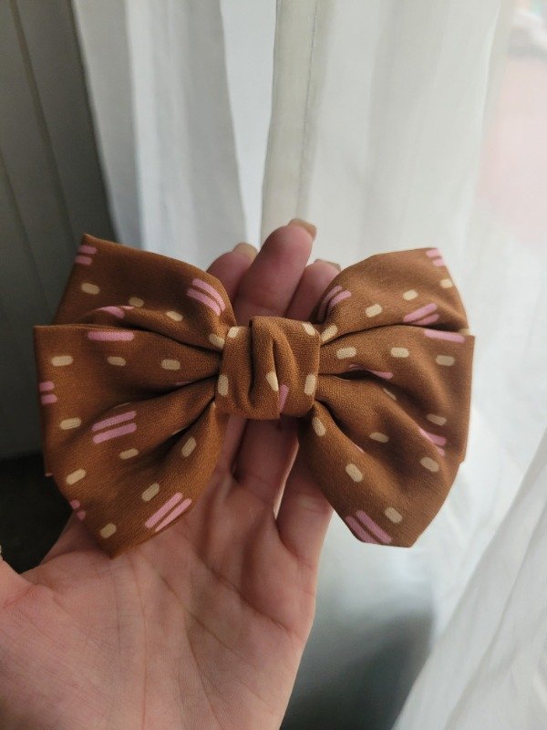 Producto - Moño Hebilla francesa color dulce de leche