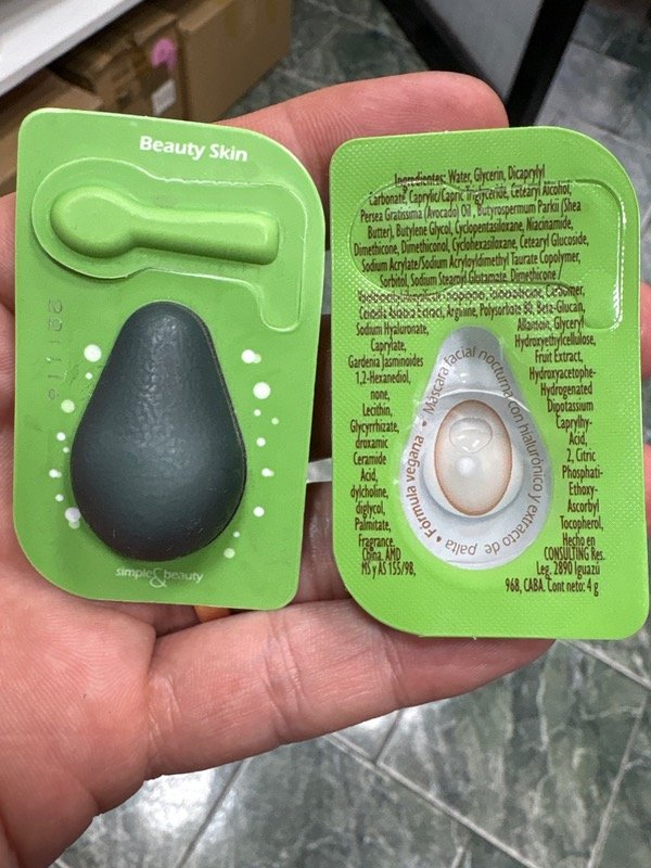 Producto - Mascarilla facial de palta y ácido hialuronico