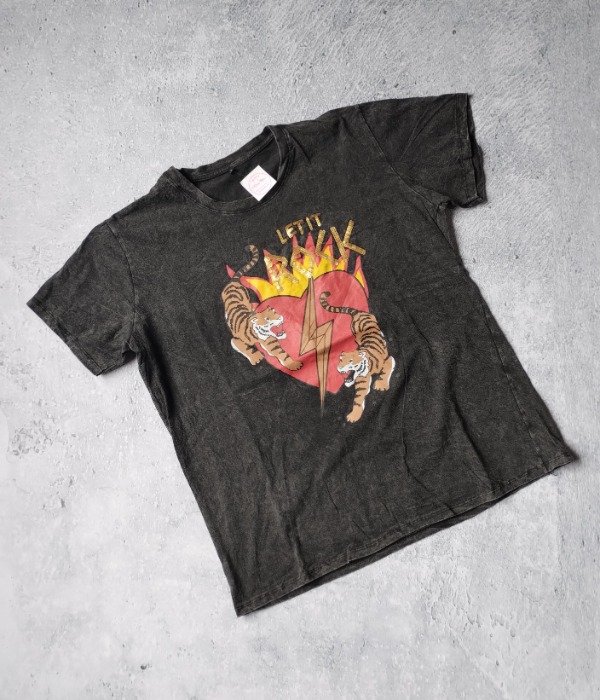 Producto - Remera Nevada Let It Rock