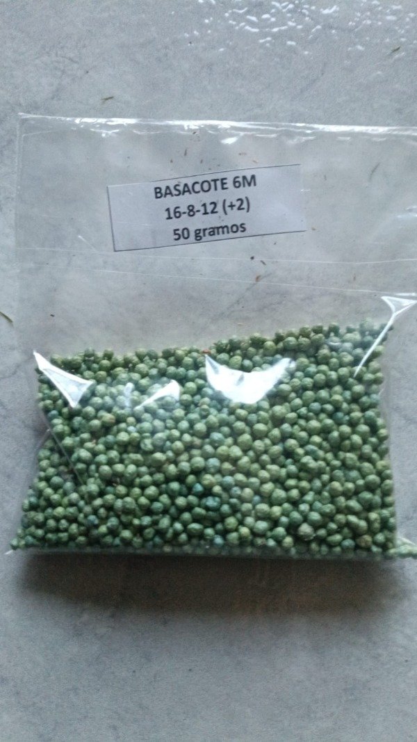 Producto - Fertilizante granulado de liberacion lenta basacote 6M - 3