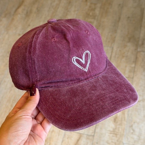 Producto - Gorra batik roja corazon