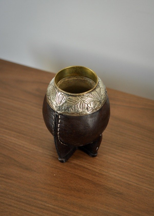 Producto - TORPEDO CINCELADO AL LACRE CON ANILLO DE BRONCE