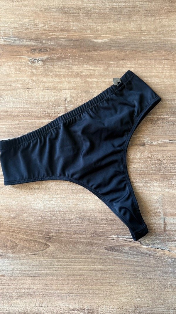 Producto - Less Cabo Negra