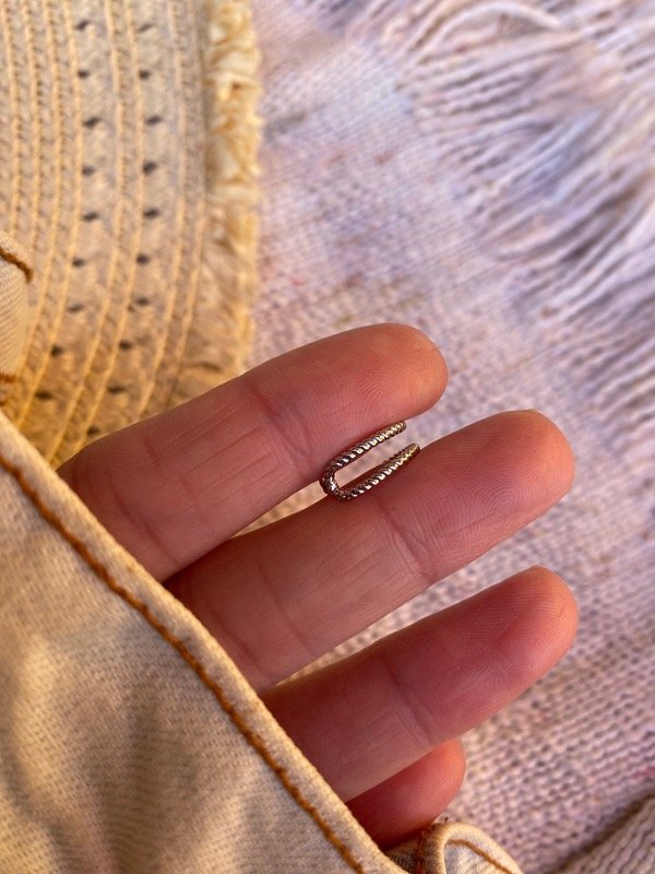 Producto - Ear cuff minimalista A.Q