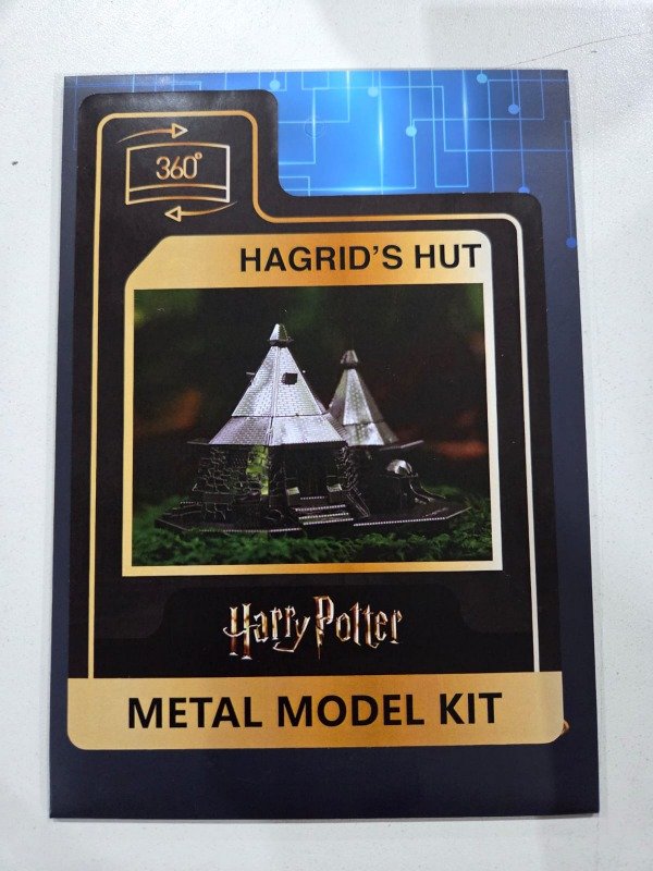 Producto - Metal Model  "CASA DE HAGRID SIN PINTAR" Harry Potter