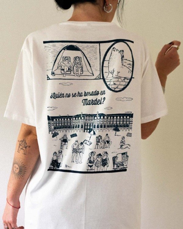 Producto - Remera Mardel y besos