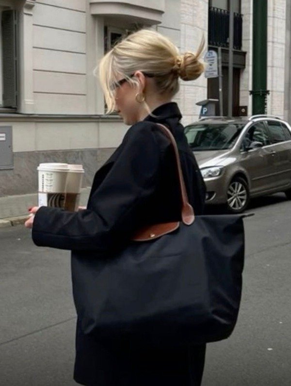 Producto - Cartera Simil Negra