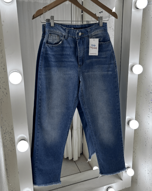 Producto - Jean Recto Celeste Localizado