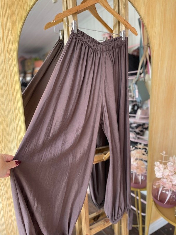 Producto - Pantalón globo chocolate