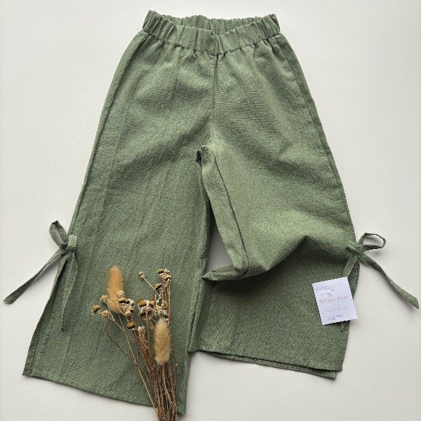 Producto - Pantaloncito capri KIARA verde línea niñas