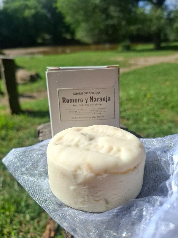 Producto - Shampoo Sólido de Coco, Romero y Naranja