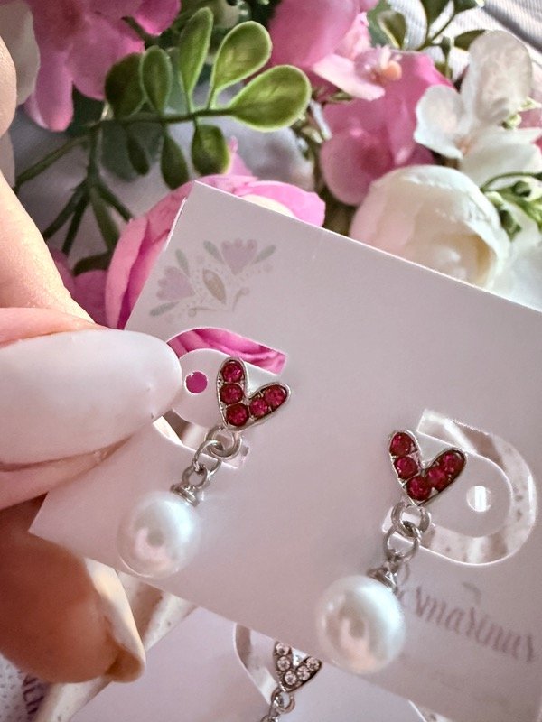 Producto - Aros corazón y perla (rojos)