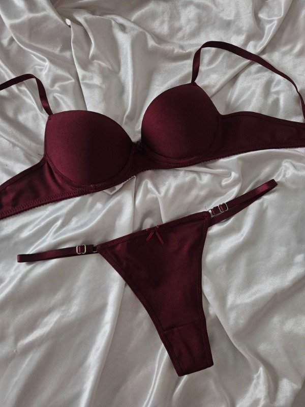 Producto - CONJUNTO ARMADO DE LYCRA (A71 A) BORDO