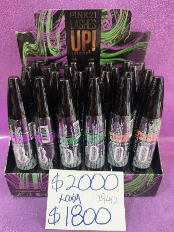 Producto - Rimel LASHES UP Pink21 12940