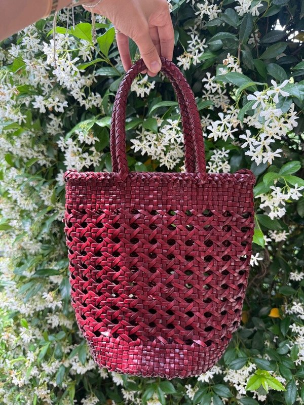 Producto - The bucket bag cherry red