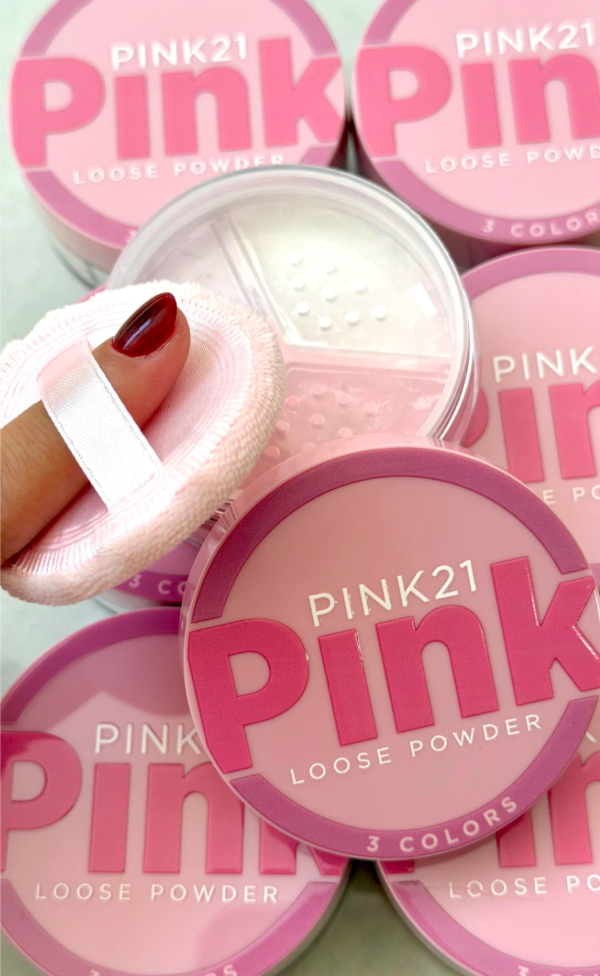 Producto - Polvo Volátil Pink 21 Loose Powder 3 en 1: Matifica, Sella y Perfecciona