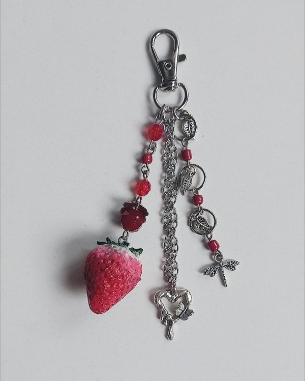 Producto - Llavero Frutilla