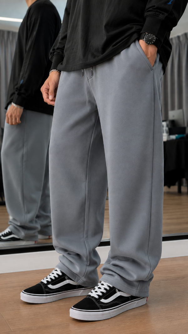 Producto - Jogging Baggy Frisado Gris Plata