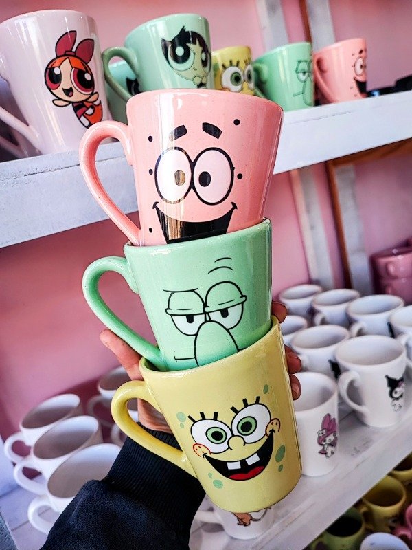 Producto - Taza cónica Bob esponja