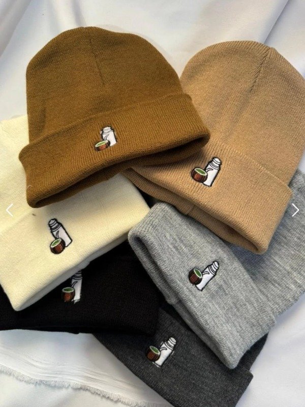 Producto - GORRITAS BORDADAS ARGENTAS