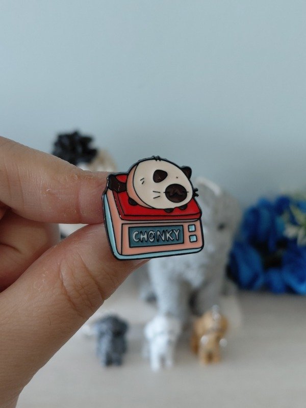 Producto - Pin metalizado - Oso durmiendo en una balanza #2333