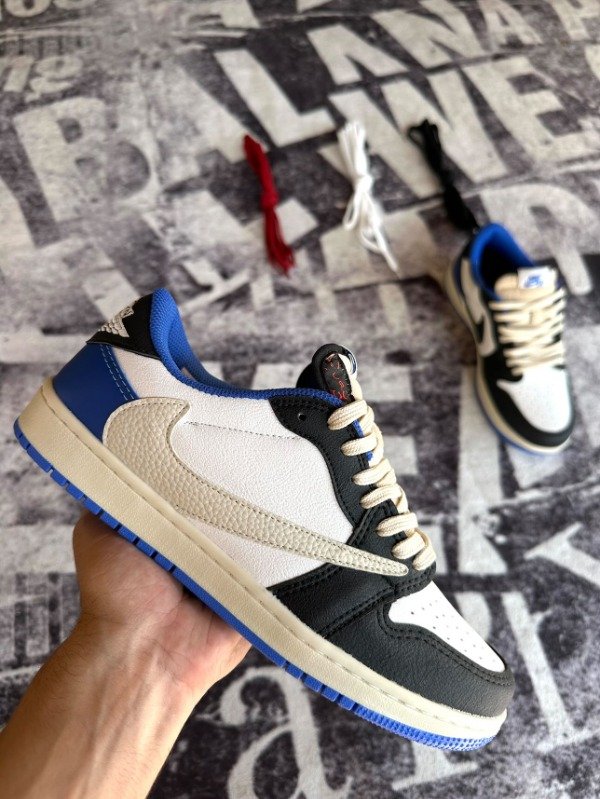 Producto - Jordan Low "Travis Scott Fragment" - 1