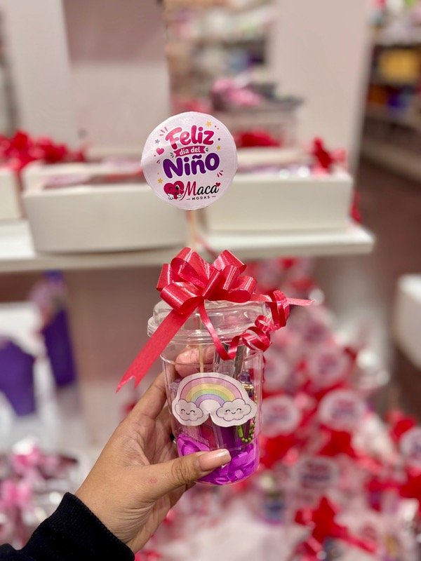 Producto - VASO DE MAQUILLAJE 19