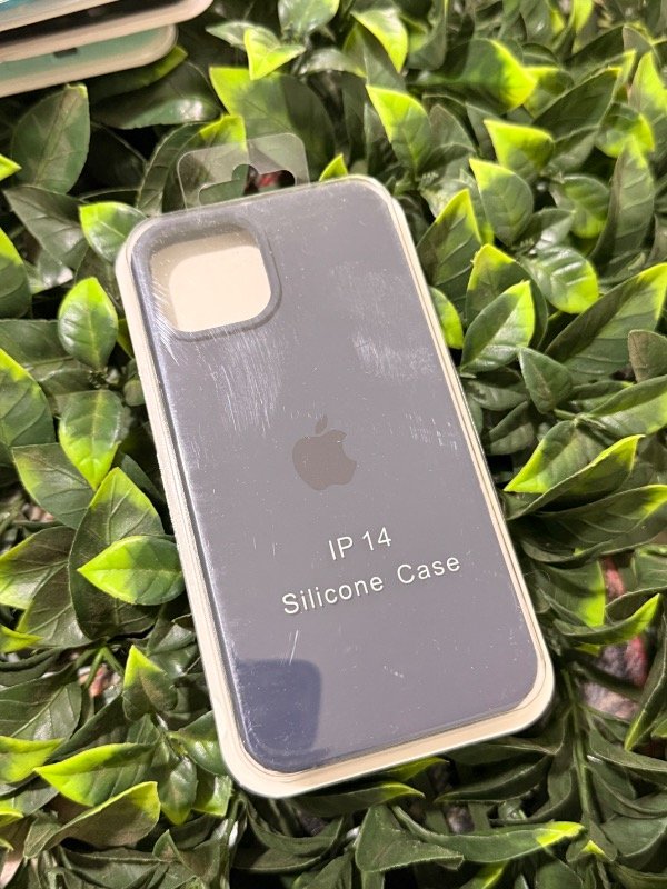 Producto - Silicona Azul Marino/ IPhone 14