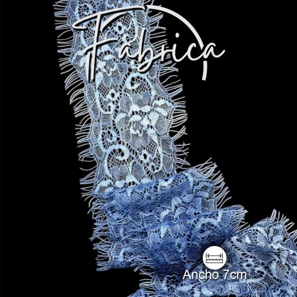 Producto - PS239 Puntilla Azul Acero Claro angosta rígida pelitos. Medida: 7cm (por metro)