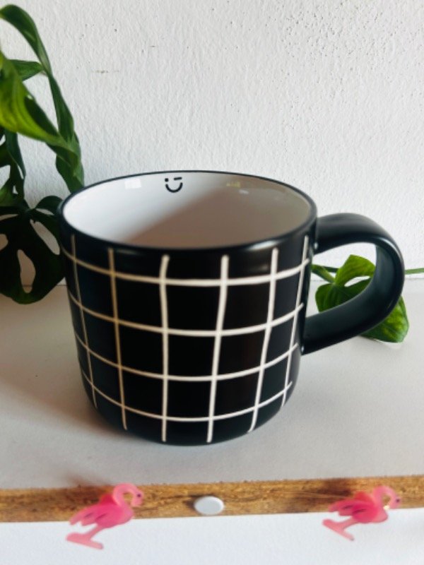 Producto - Taza cuadrille negra - 2